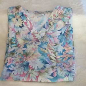Cherokee Scrub Top